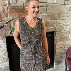 BCBG MAXAZRIA SWEATER DRESS/VEST